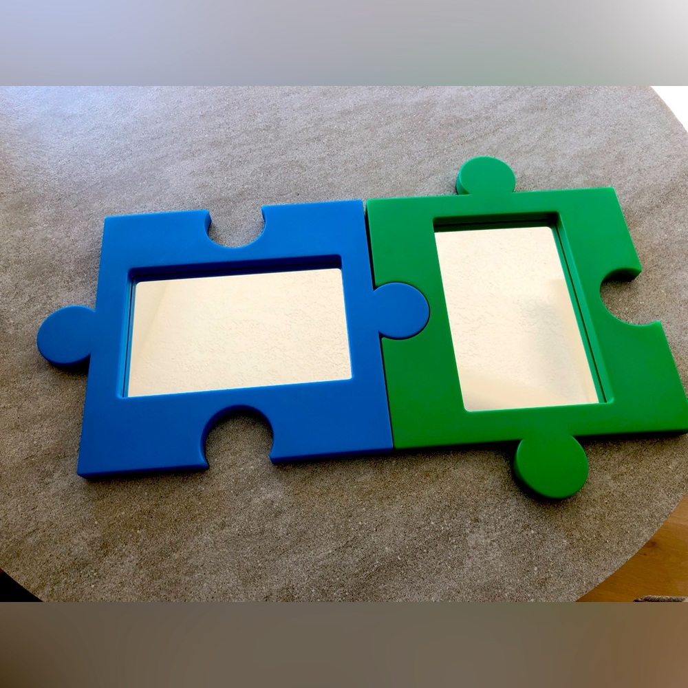 Jigsaw puzzle wall mirror set